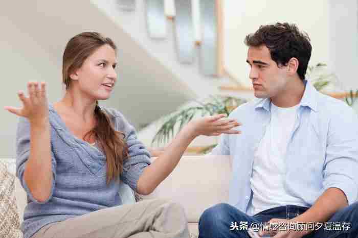 在婚姻生活中 婴儿缩着脖子