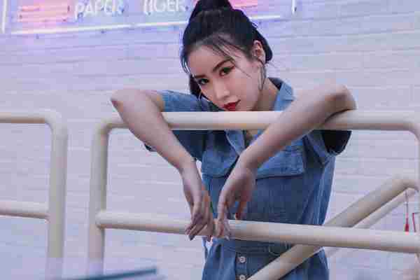 怎么聊天撩妹子 4个聊天技巧教你撩