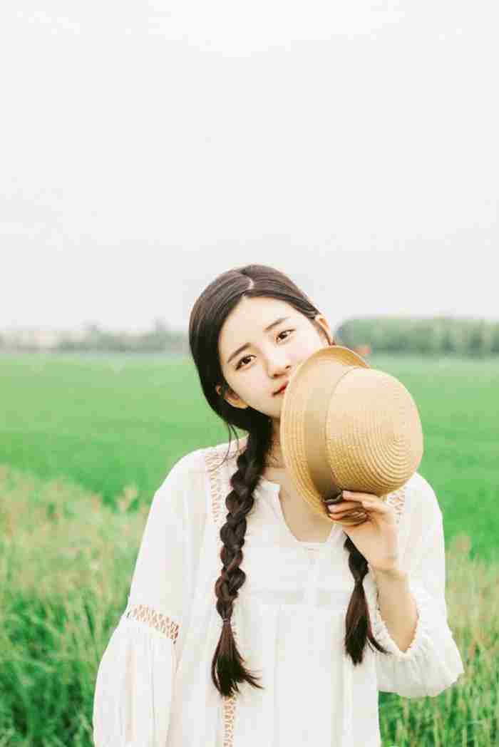 和女孩子聊天幽默开头（这三个幽默的开场白）