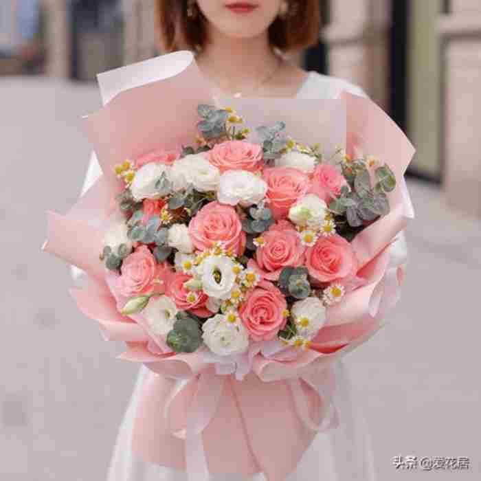 什么样的男生巨蟹座女生喜欢（被巨蟹座女生爱是什么样的感觉）