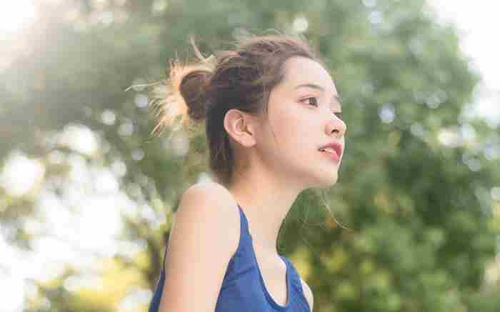追女孩子日常聊天话题（刚开始追女生聊天话题大全）
