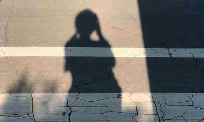 为什么经常有人说我高冷是什么样的女生