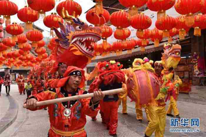 对长辈的吉祥话（新年快乐祝福语给父母长辈）