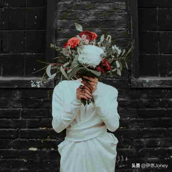 一直送礼能挽回前女友吗（送前任礼物能挽回TA吗）
