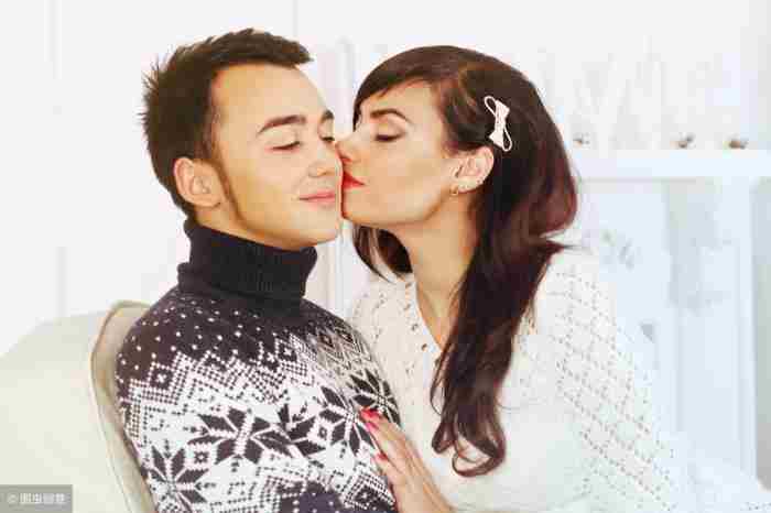 知道老婆出轨的男人如何处理（得知他妻子的出轨后）