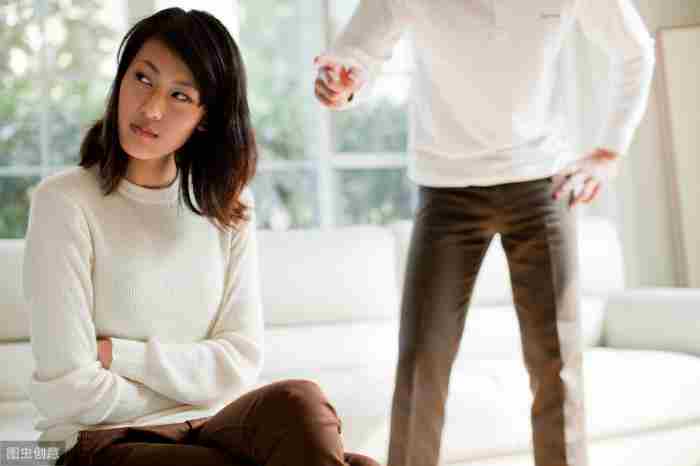 刚分手挽回女友的绝招（分手后你还是放不下前任）