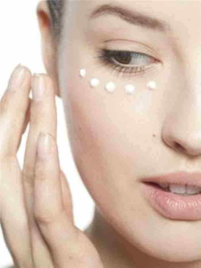 眼霜早晚都要用吗(眼霜的正确涂法是什么样的)