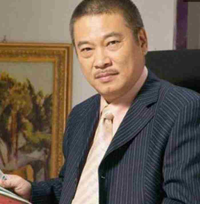 吴孟达年轻时候(年轻时的吴孟达到底有多疯狂)