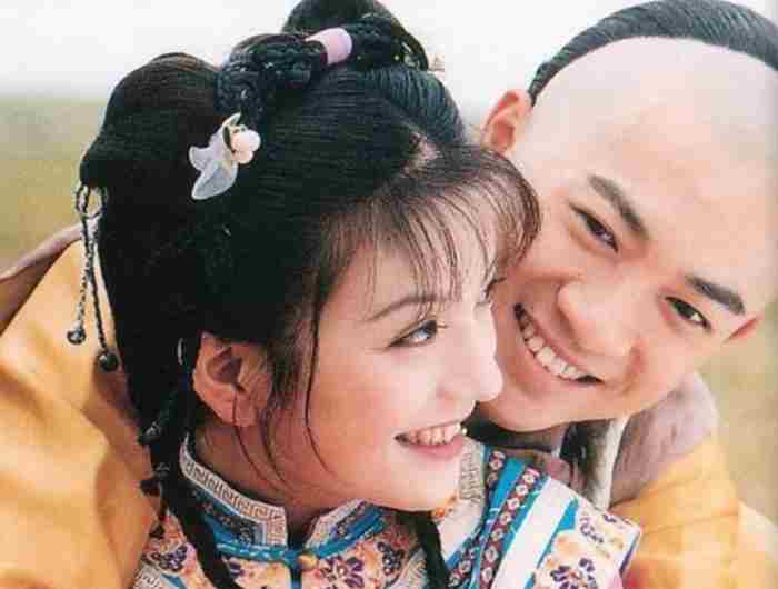 小燕子和五阿哥（五阿哥为什么只对小燕子痴迷）