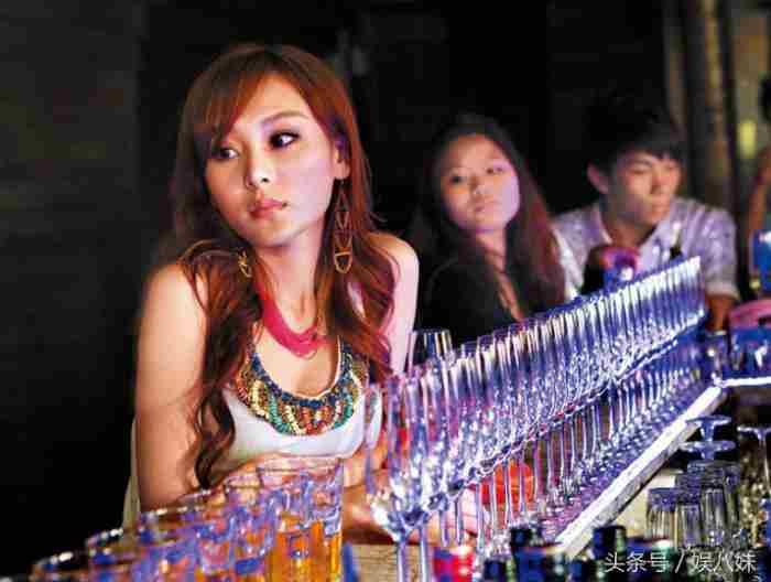 喜爱夜蒲女主角，喜爱夜蒲女主角主动素颜拍剧
