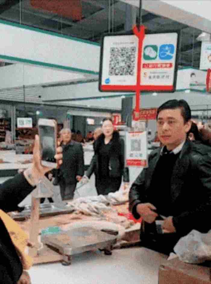 男人藏私房钱（男人为什么藏私房钱）