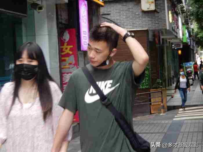 离婚带儿子的男人下场（男人愿意娶离婚带儿子的女人吗）