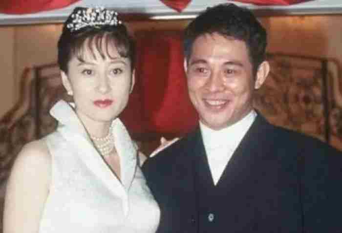 李连杰与利智:最深的感情 李连杰爱利智什么