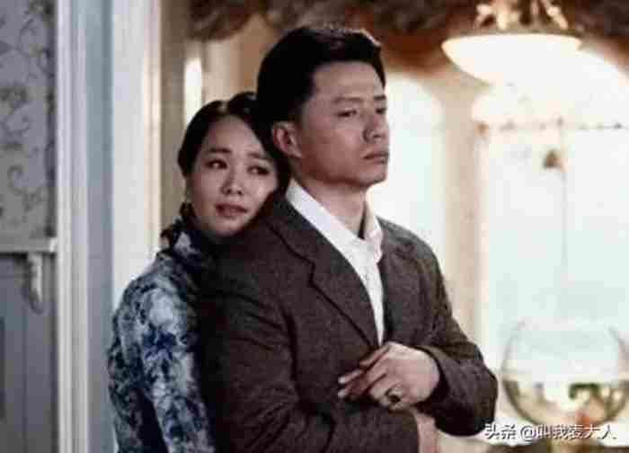 “外纯内骚”左小青的心机上位史