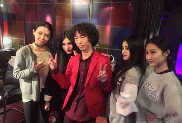 庞麦郎开演唱会 庞麦郎说自己是哪里人
