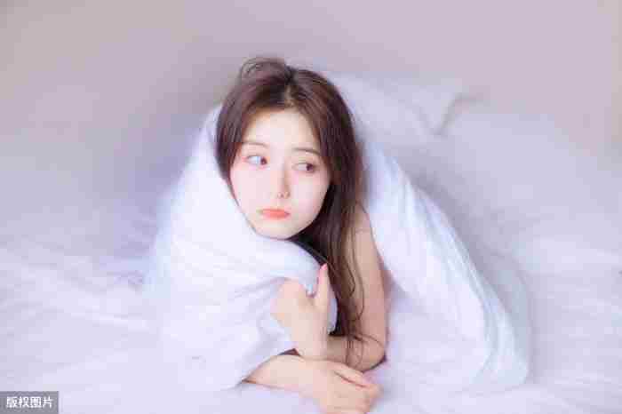 追女孩子的聊天方法 追男孩子的聊天话题