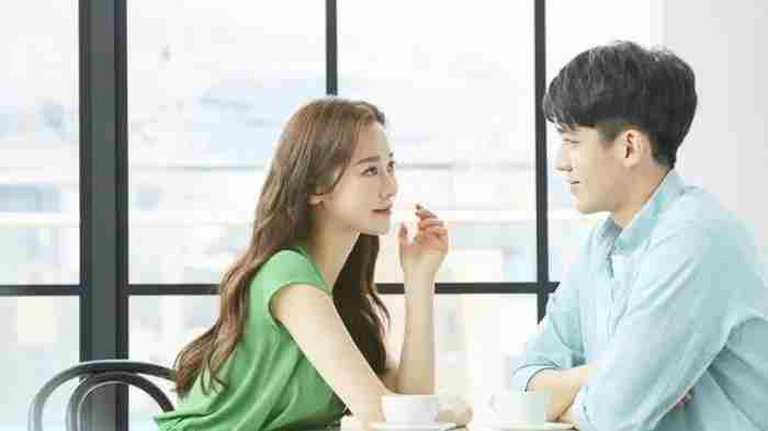 怎么跟女生聊天不冷场?如何寻找话题?