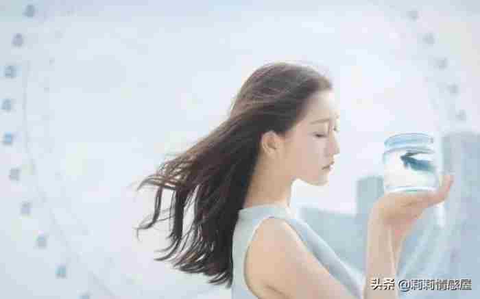 男生喜欢你的五个表现 男人吃醋的最高表现