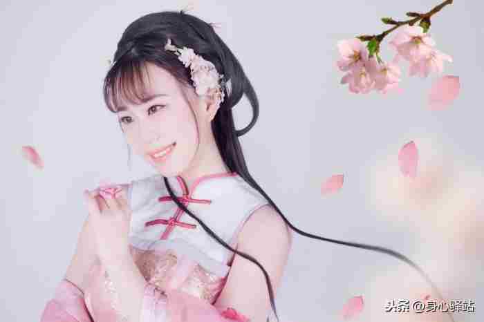 男生被女生叫哥哥什么反应? 对男人最高的称呼
