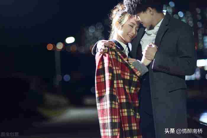怎么哄女朋友开心?5种哄她开心的小方法