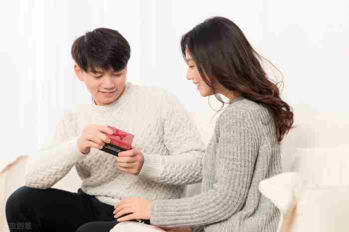 怎么撩男生 高情商女生撩男生的聊天记录