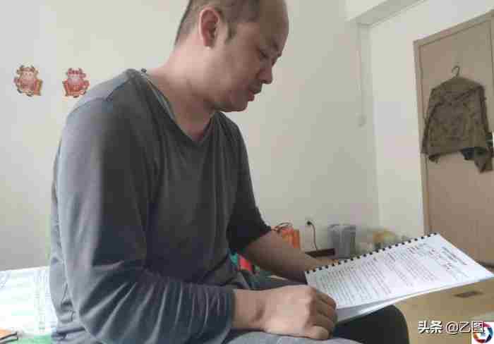 儿子和母亲在外打工租住一起好吗