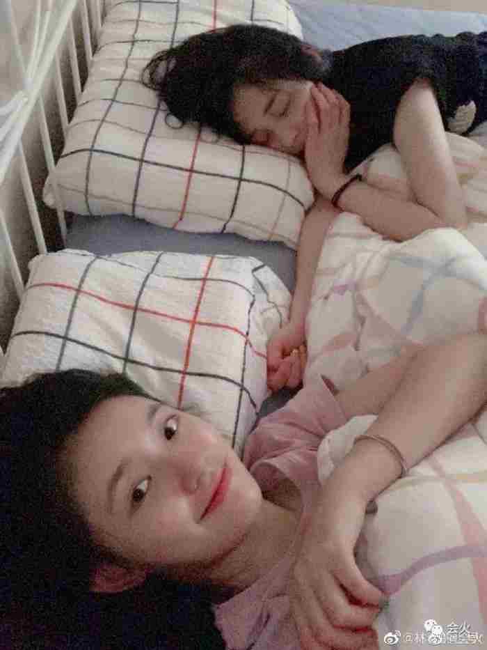 曾与蔡徐坤传绯闻 周洁琼怎么出道
