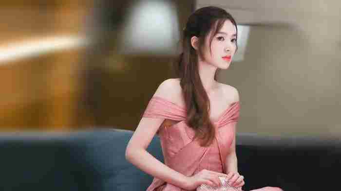 如何在不经意间把她撩到腿软?坏男孩追女生秘诀