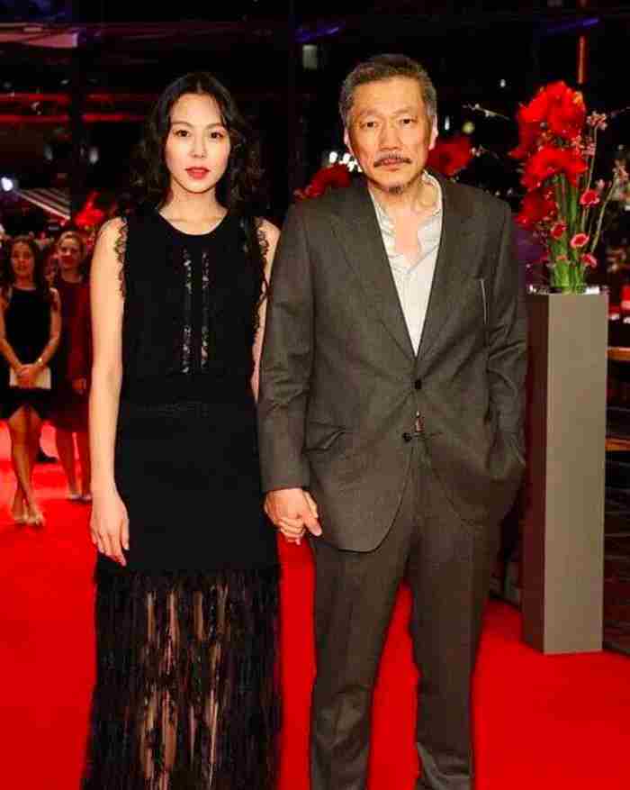插足58岁导演婚姻得父母祝福 导演娶小50岁