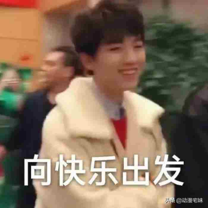 接吻时 男生亲亲的时候为什么喜欢动手